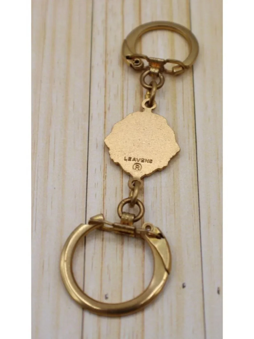 Vtg Leavens Lions Club International Emblem Dual Ring Keychain Medallion Collect